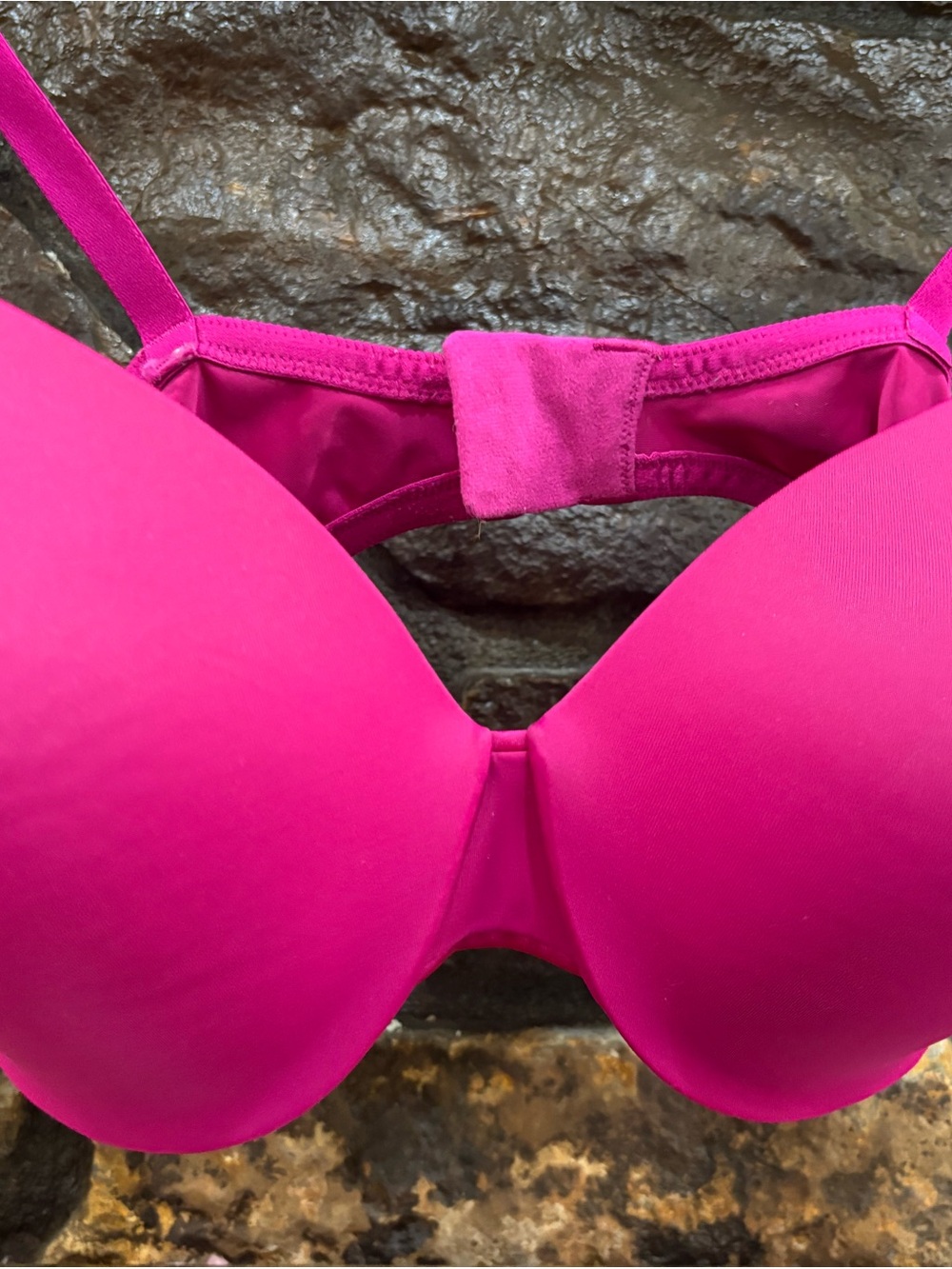 Wireless Molded-Cup T-Shirt Bra - Vibrant Fuchsia